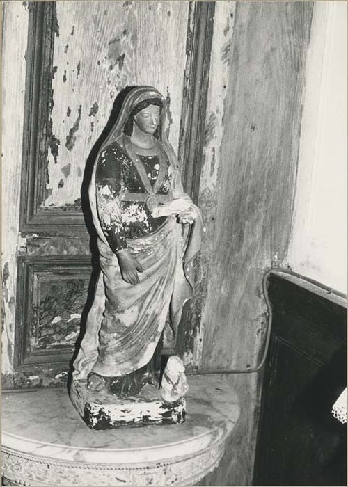 statue : Sainte Geneviève