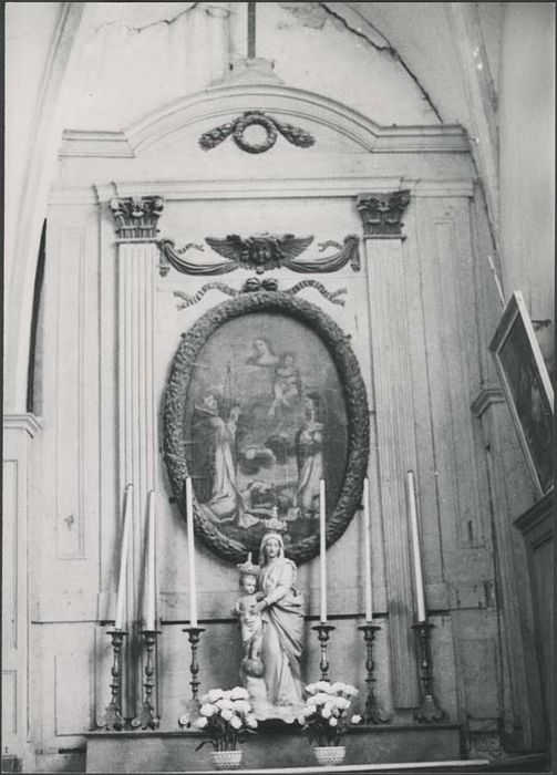 autel latéral sud, retable et tableau : Vierge au rosaire de saint Dominique - © Ministère de la Culture (France), Médiathèque du patrimoine et de la photographie, diffusion GrandPalaisRmn Photo