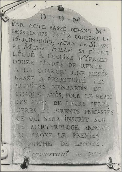 plaque de fondation de Jean le Sourt et Marie Ballé - © Ministère de la Culture (France), Médiathèque du patrimoine et de la photographie, diffusion GrandPalaisRmn Photo