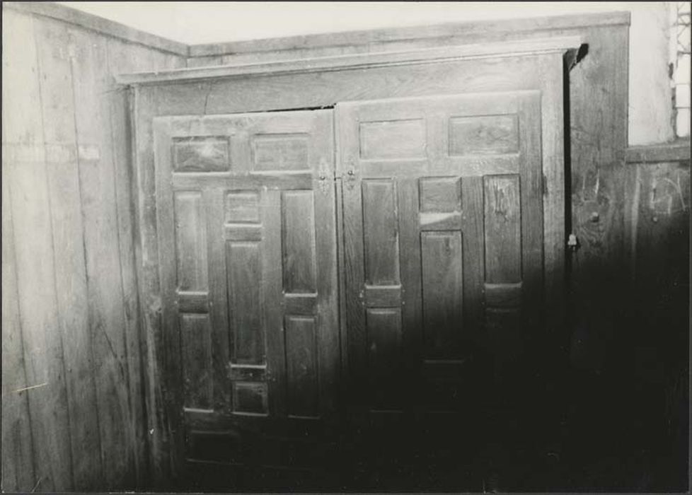 armoire de sacristie - © Ministère de la Culture (France), Médiathèque du patrimoine et de la photographie, diffusion GrandPalaisRmn Photo