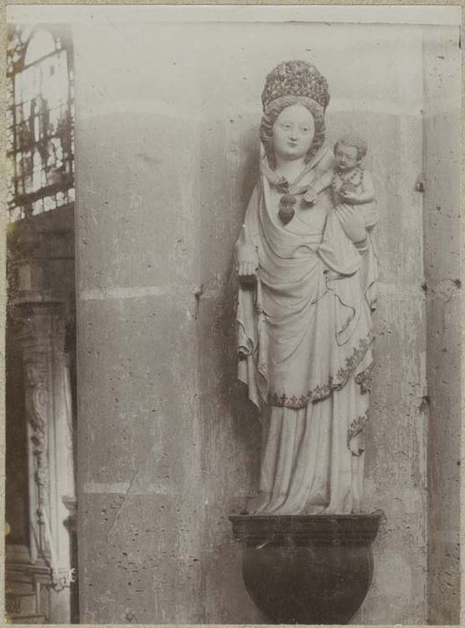 statue : Vierge à l'Enfant - © Ministère de la Culture (France), Médiathèque du patrimoine et de la photographie, diffusion GrandPalaisRmn Photo