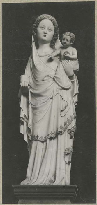 statue : Vierge à l'Enfant