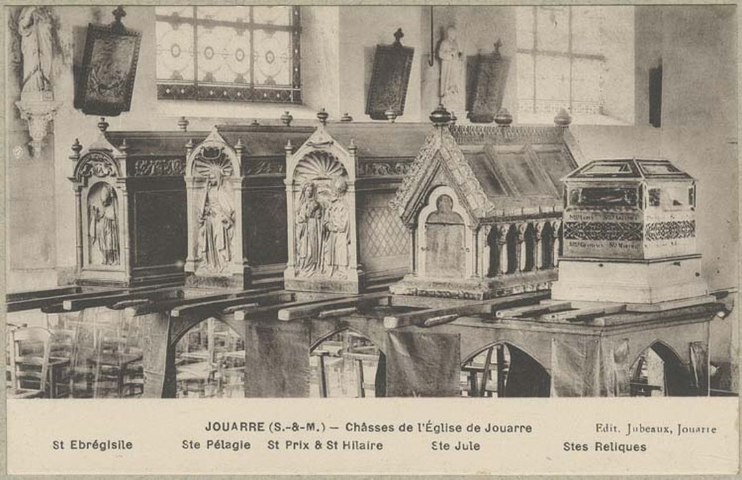 châsses des saintes abbesses, des saints apôtres, de saint Prix et saint Hilaire, de saint Vérien, de saint Ebregesile, de saint Claudien, de sainte Pélagie