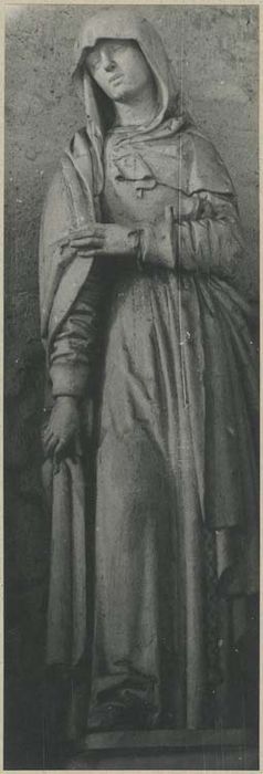 statue : Vierge de Calvaire - © Ministère de la Culture (France), Médiathèque du patrimoine et de la photographie, diffusion GrandPalaisRmn Photo