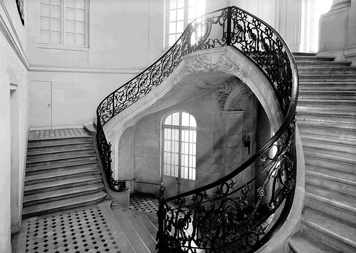 Grand escalier