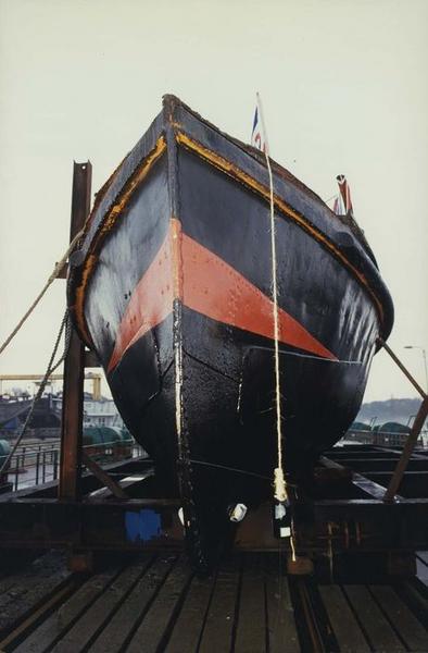 bateau de service (remorqueur fluvial) dit Jacques, vue partielle
