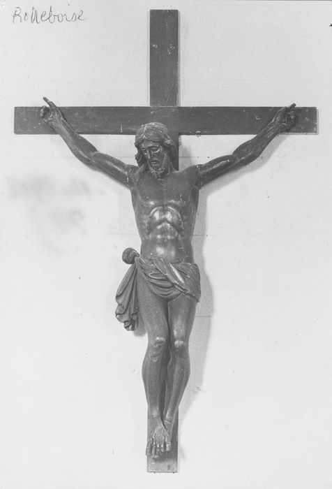 Statue : Christ en croix