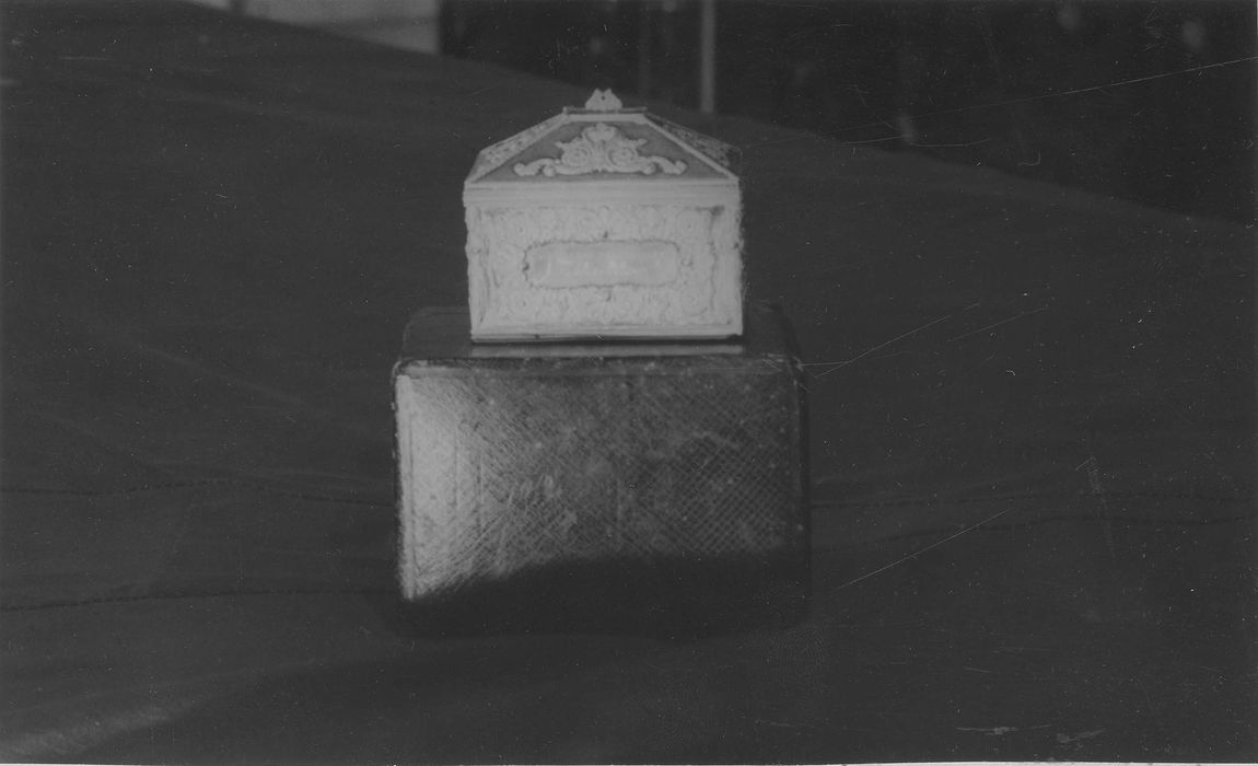 boîte aux saintes huiles - © Ministère de la Culture (France), Médiathèque du patrimoine et de la photographie, diffusion RMN-GP