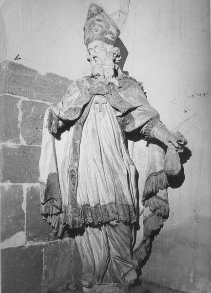 statue : saint Nicolas, vue générale