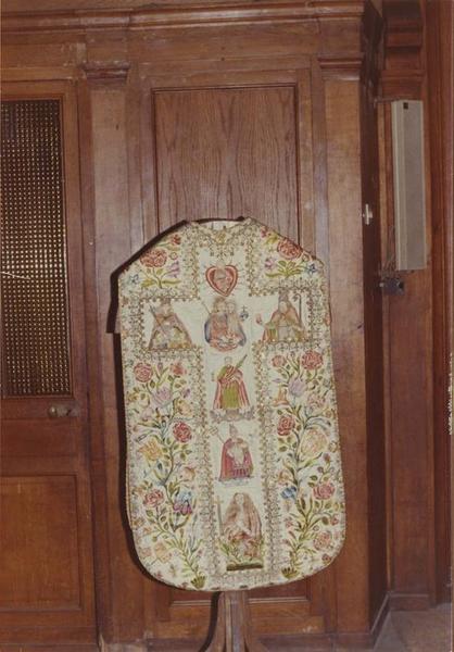 chasuble, vue générale