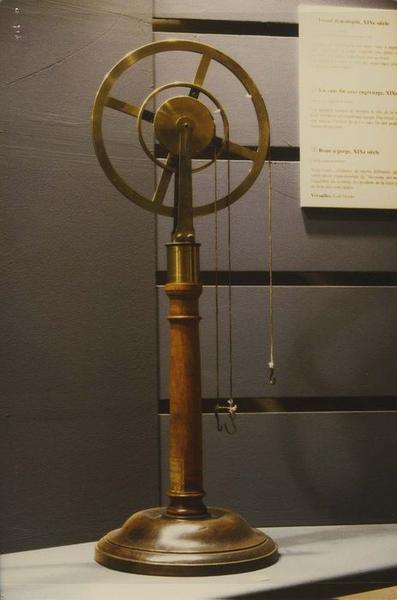 instrument scientifique (roue à gorge), vue générale