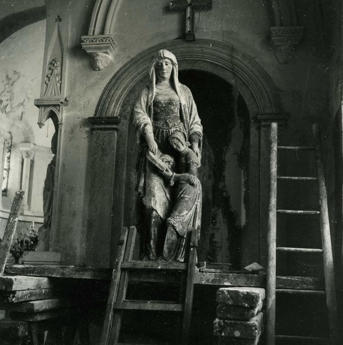 groupe sculpté : sainte Anne et la Vierge enfant - © Ministère de la Culture (France), Médiathèque du patrimoine et de la photographie, diffusion RMN-GP