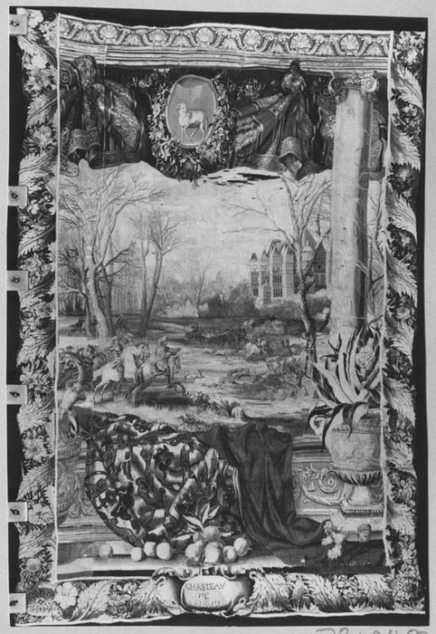 pièce murale : le mois de mars, signe du bélier ou le château de Madrid (Boulogne)  - © Ministère de la Culture (France), Médiathèque du patrimoine et de la photographie, diffusion RMN-GP