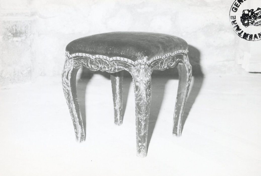 tabouret de célébrant - © Ministère de la Culture (France), Médiathèque du patrimoine et de la photographie, diffusion RMN-GP