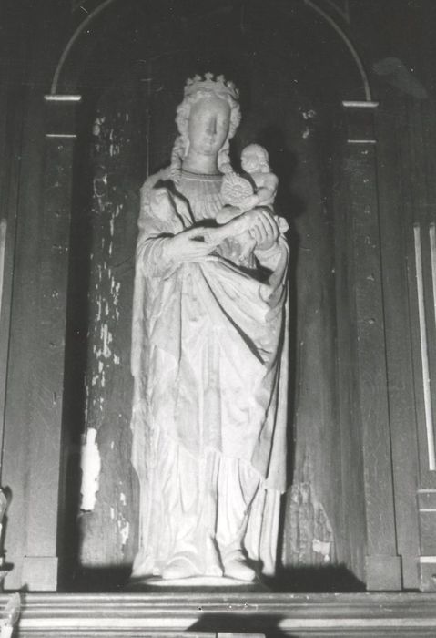 statue : Vierge à l'Enfant n°1