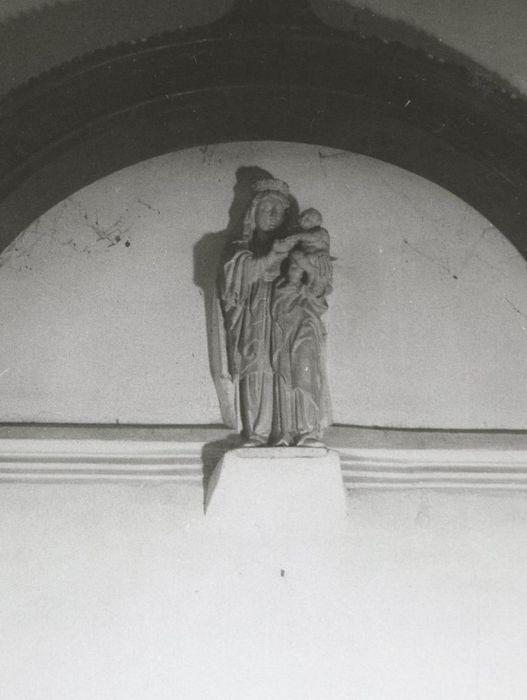 statue : Vierge à l'Enfant n°2