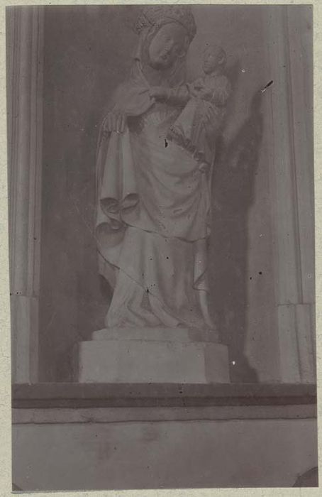 statue : Vierge à l'Enfant - © Ministère de la Culture (France), Médiathèque du patrimoine et de la photographie, diffusion GrandPalaisRmn Photo