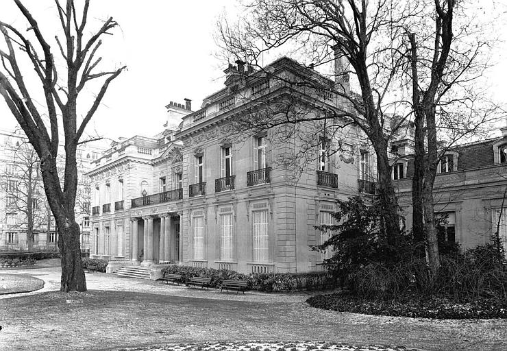 Façade sur le jardin