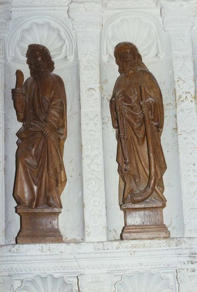 deux statues d'Apôtres