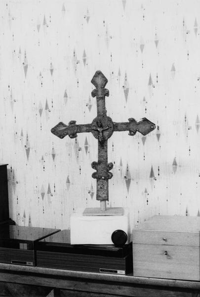 croix de procession - © Ministère de la Culture (France), Médiathèque du patrimoine et de la photographie (objets mobiliers), tous droits réservés