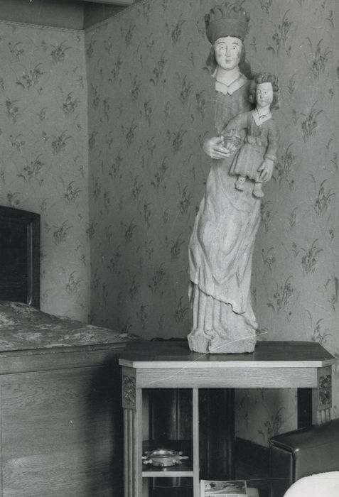 statue : Vierge à l'Enfant - © Ministère de la Culture (France), Médiathèque du patrimoine et de la photographie, diffusion RMN-GP