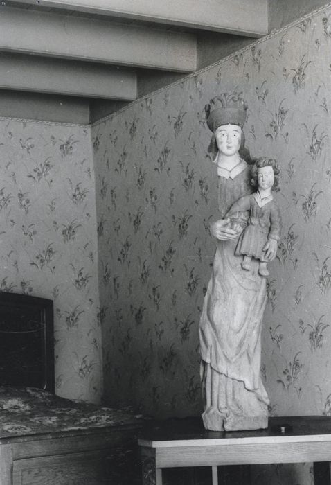 statue : Vierge à l'Enfant - © Ministère de la Culture (France), Médiathèque du patrimoine et de la photographie, diffusion RMN-GP