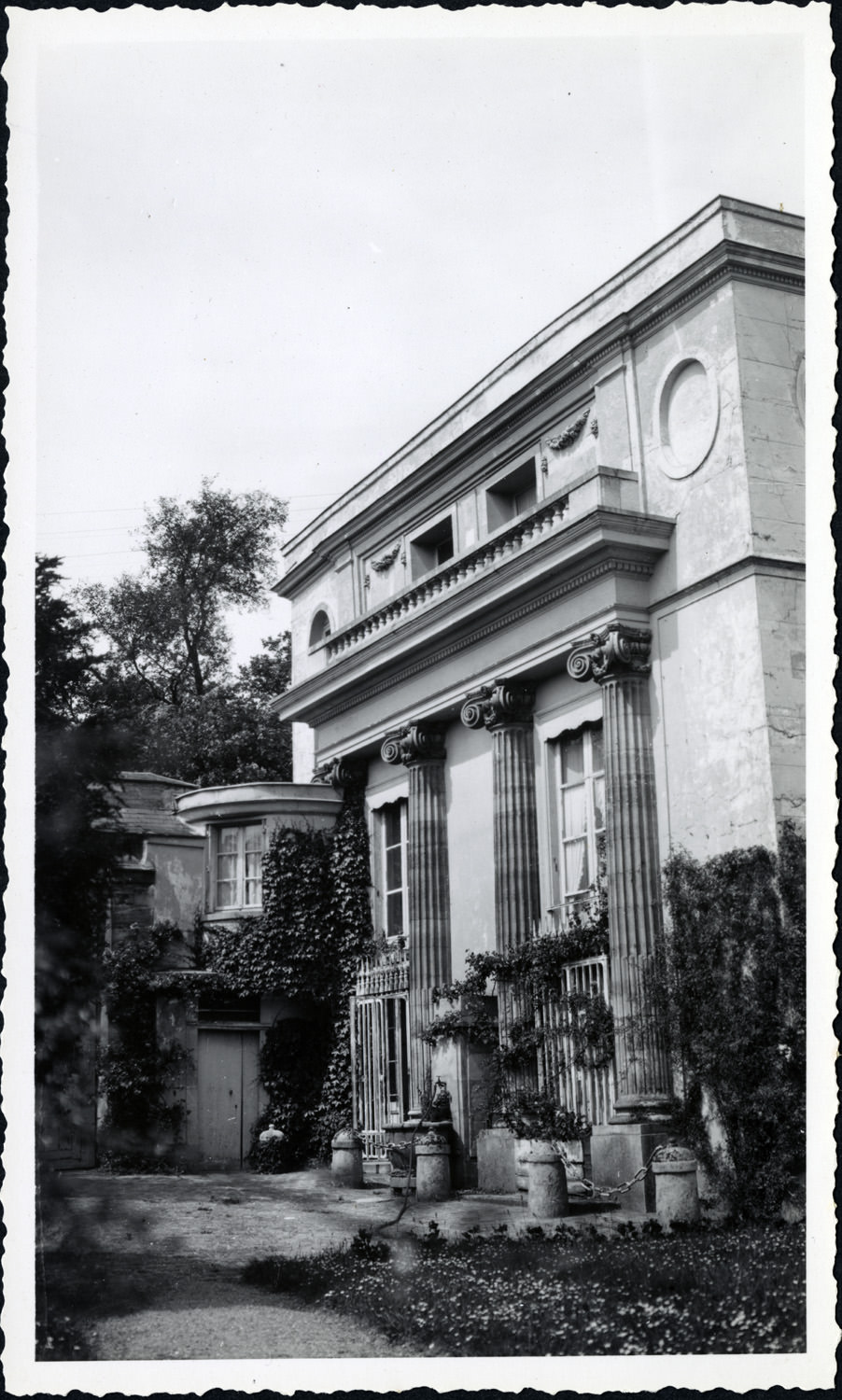 Façade