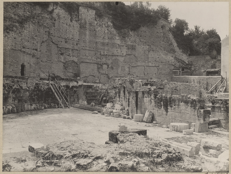 Le grand temple : intérieur