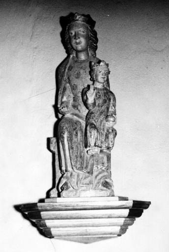 statue : Vierge à l'Enfant