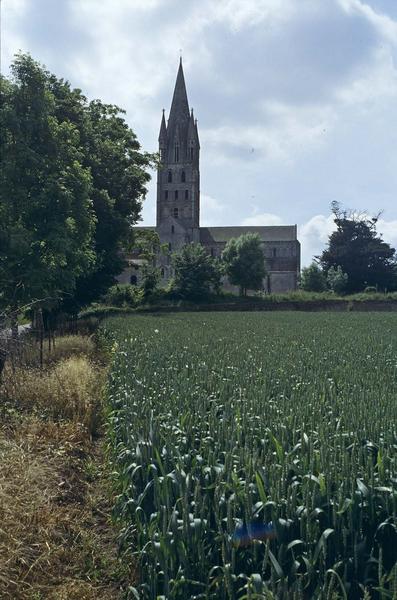 Ensemble sud, transept et clocher