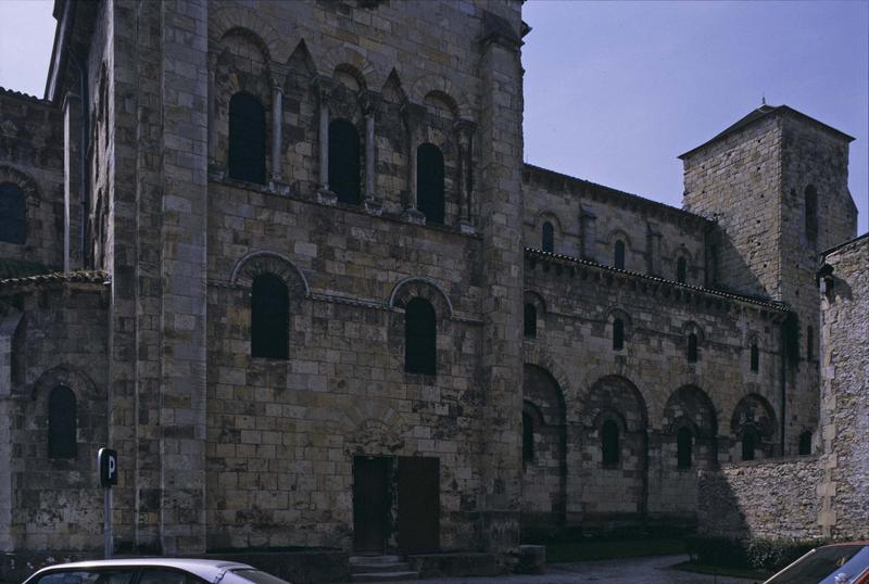 Transept et façade latérale nord