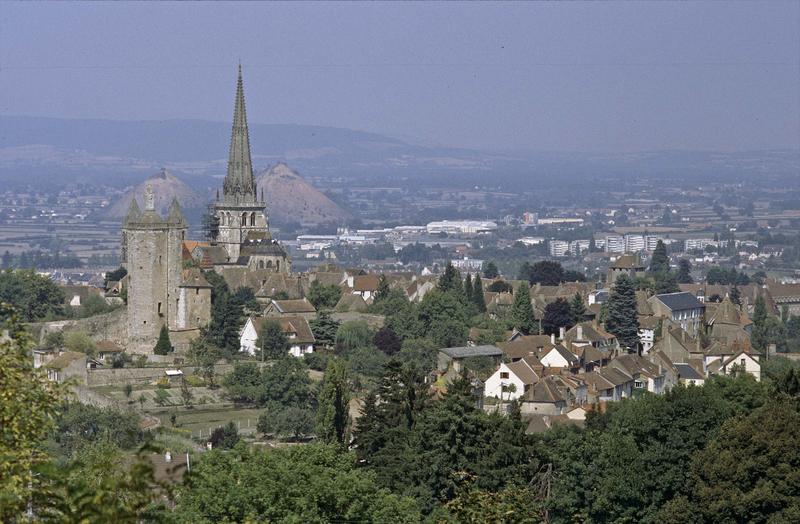 Vue générale de la ville et la cathédrale