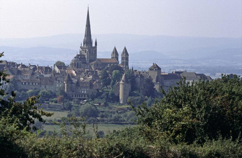 Vue générale de la ville et la cathédrale