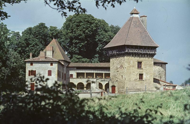 Ensemble sur parc, donjon