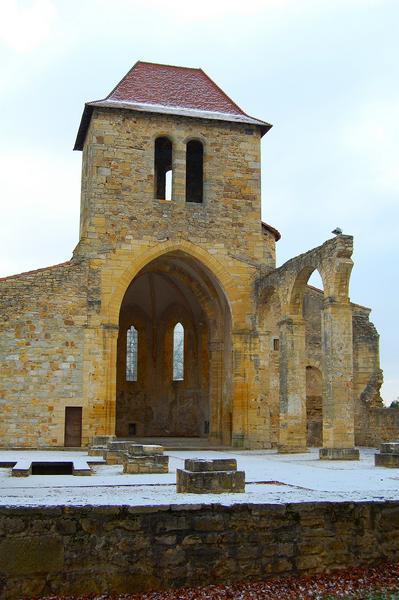 Ancienne église Notre-Dame : vue générale du clocher