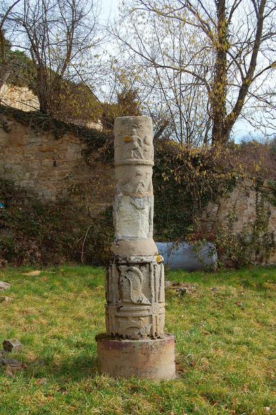 fûts de colonnes gallo-romaines, vue générale