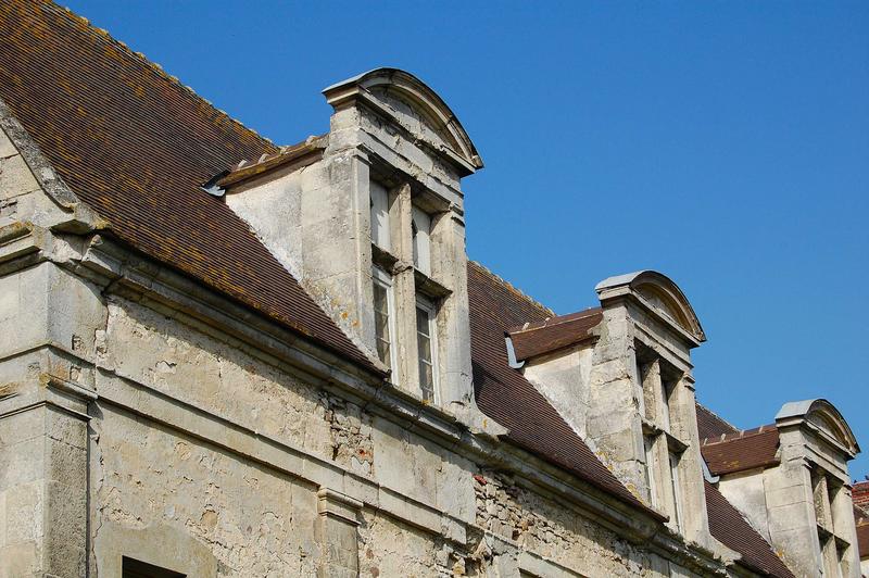 vue partielle des lucarnes, versant est