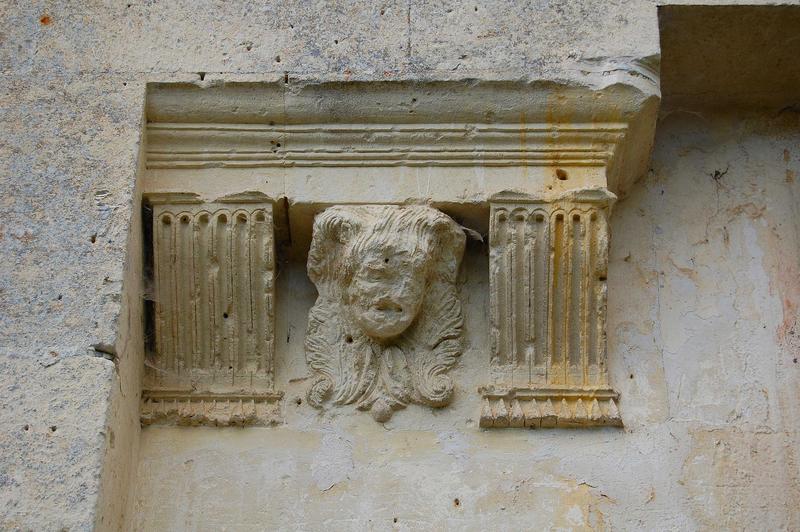 détail d'un élément sculpté, façade sud