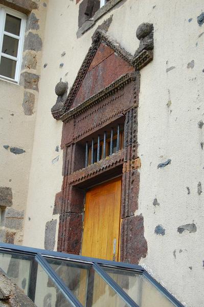 vue partielle de la porte d'entrée sud