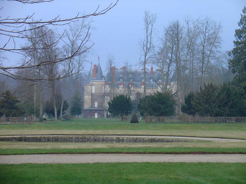 vue générale du château dans son environnement