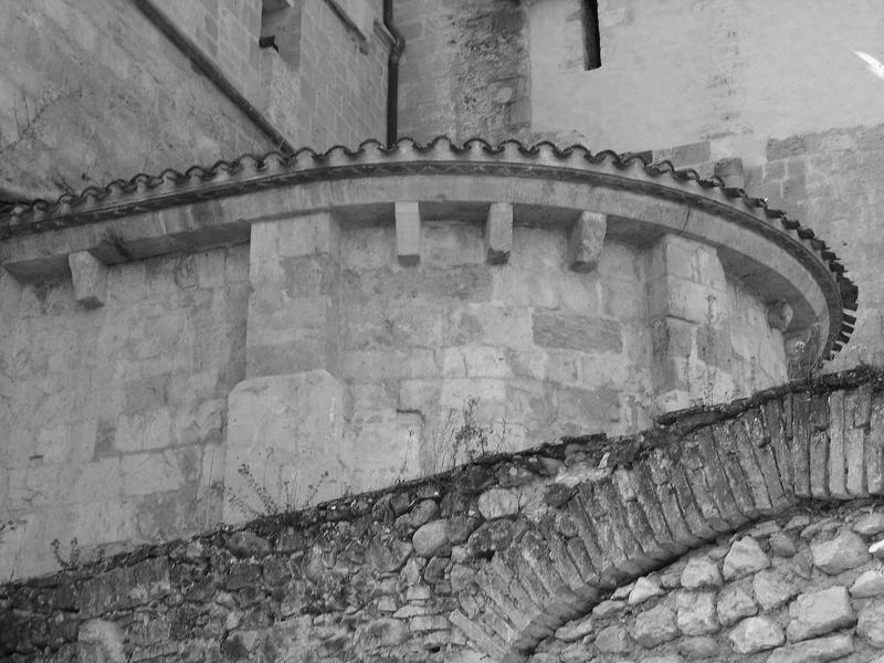 vue partielle de l'église abbatiale