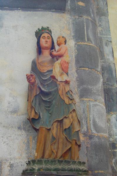 statue : Vierge à l'enfant, vue générale