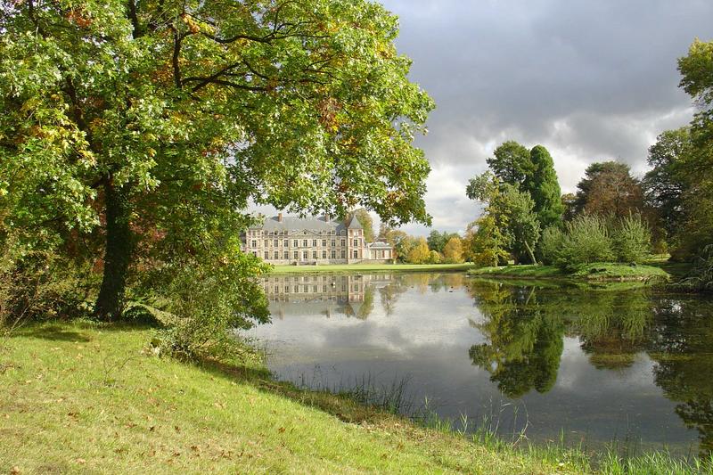 vue générale du château dans son environnement