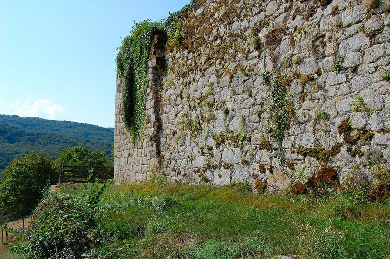 vue partielle du mur de soutènement, face ouest