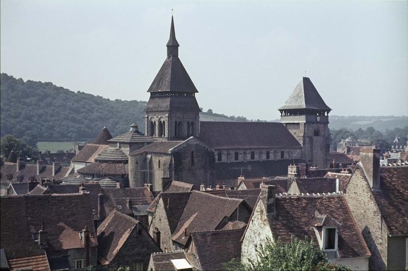 Ensemble sud, maisons environnantes