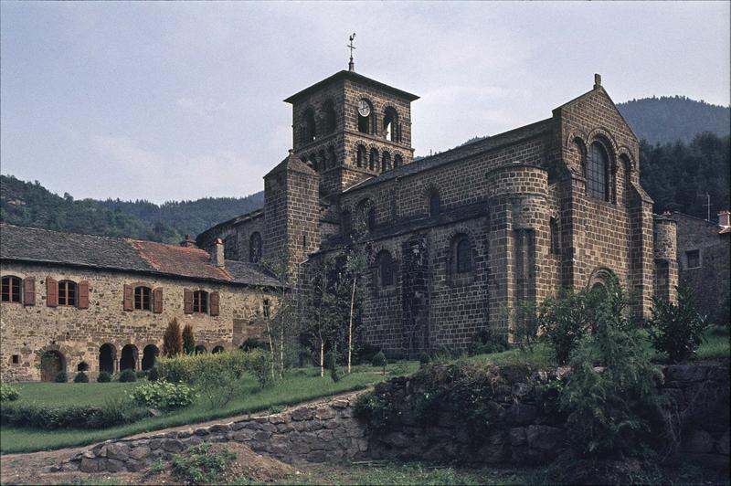 Ensemble nord-ouest et bâtiment sur jardin