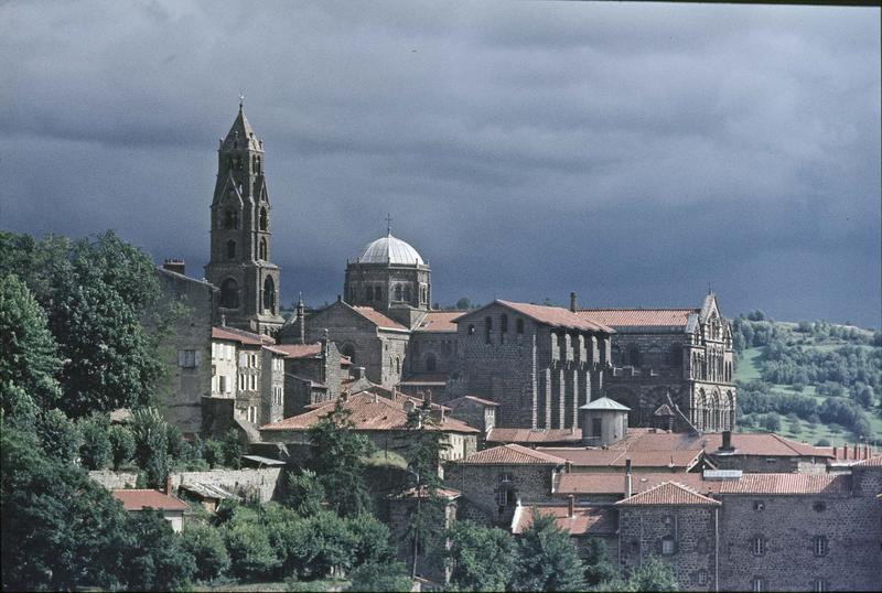 Vue générale de la ville, la cathédrale et l'évêché