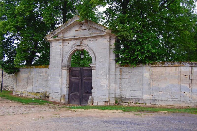 vue générale du portail d'entrée