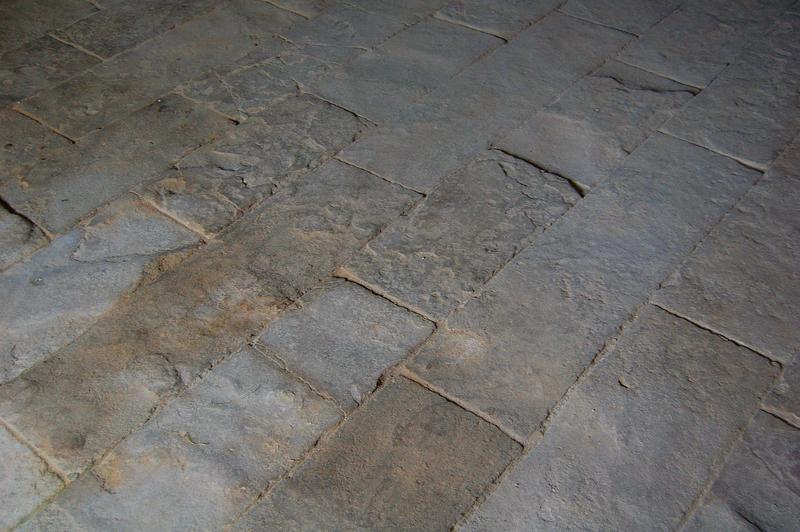 ancienne cuisine, détail du dallage, pièce située au sud-est