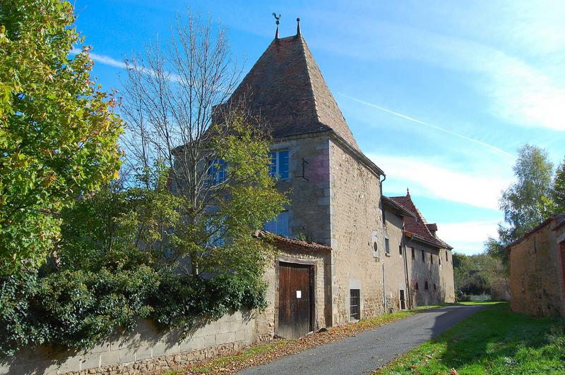 vue partielle du château, façade sud